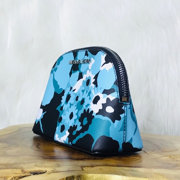 Michael Kors Jet Set Travel Large Travel Pouch - Picture 2 of 8